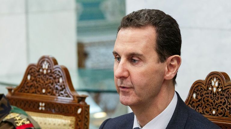 الأسد يتخلى عن محور الممانعة ويستعد لمفاوضة إسرائيل 