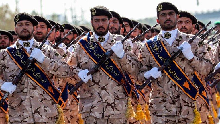 مواجهة النفوذ الإيراني... قاسم مشترك بين ترامب وبايدن 