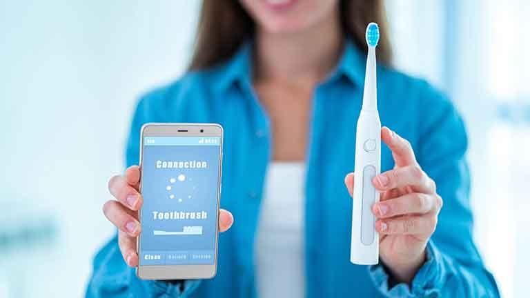 فرشاة أسنان ذكية تتفاعل معك.. تعرف إلى ميزاتها؟ 