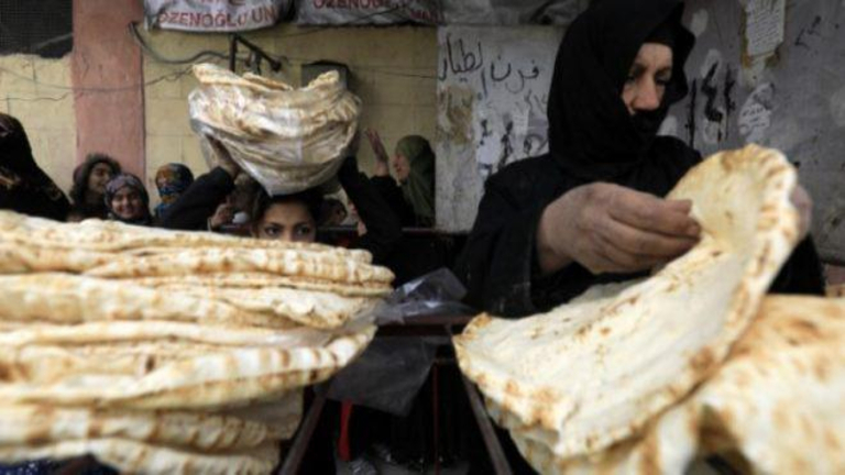 دمشق: تجارة الطحين أكثر ربحاً من الحشيش!