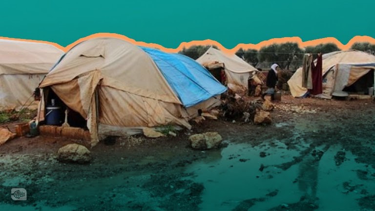 الأب أطلق النار على ابنته وهرب.. مدير المخيم يوضح ما حصل 