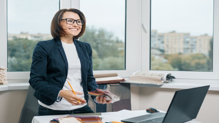 إقصاء المرأة السورية عن السياسة… مَن المسؤول؟