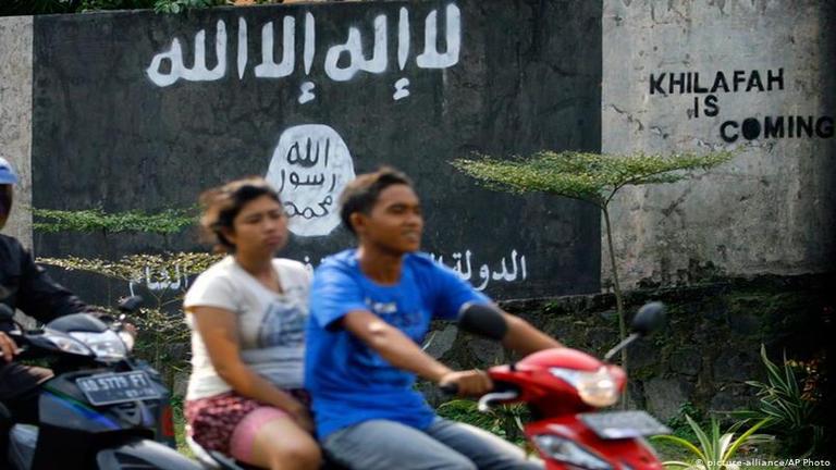 قبل وصوله سوريا… السجن 3 سنوات لـ ماليزي متهم بالإرهاب 