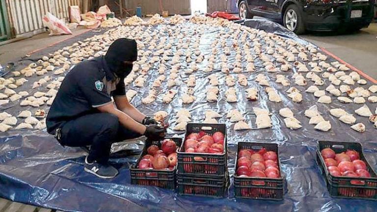  الكشف عن سوريين متورطين بقضية مخدرات الرمان