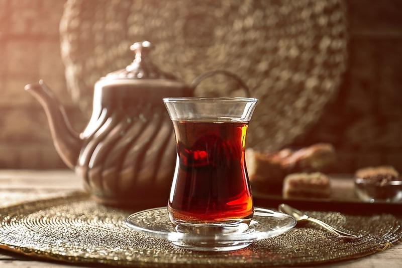 عشّاق الشاي يتحسّرون… تضاعف سعره 70 مرة خلال 10 سنوات