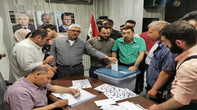 بدء فرز أصوات الانتخابات الرئاسية وواشنطن: الانتخابات إهانة للسوريين