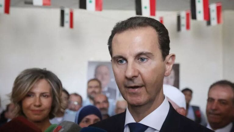 تعدّل الدستور مرتين لصالح الأسد.. هل يشهد السوريون تعديلاً ثالثاً؟