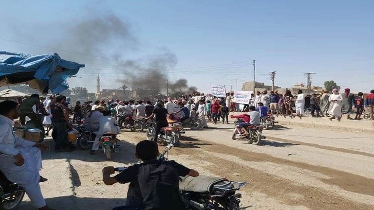 منبج: تمديد حظر التجوّل مع إعلان وقف حملة التجنيد الإجباري