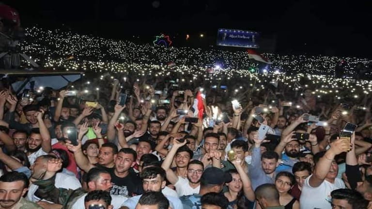 انخفاض إصابات كورونا في مناطق النظام رغم الاحتفالات!