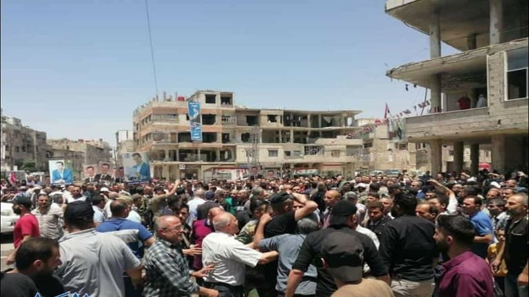 بعد دوما.. إطلاق سراح معتقلين في عربين بريف دمشق