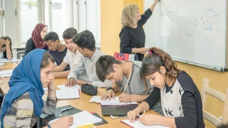 هل تنعكس نجاحات السوريين في الخارج على سوريا مستقبلاً؟