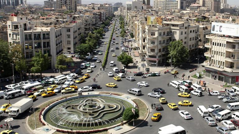 هل صفة معارضة تسقط إن كان الشخص/التشكيل في دمشق؟