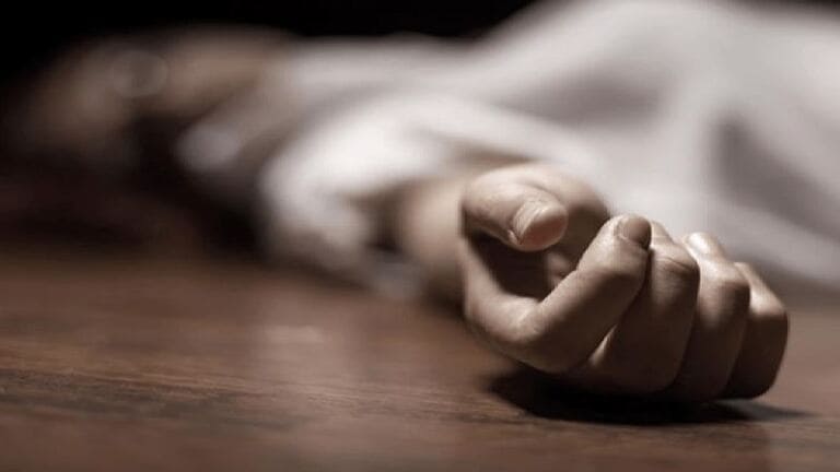 الحسكة: أب يسلّم نفسه للأجهزة الأمنية بعد قتله ابنته خنقاً