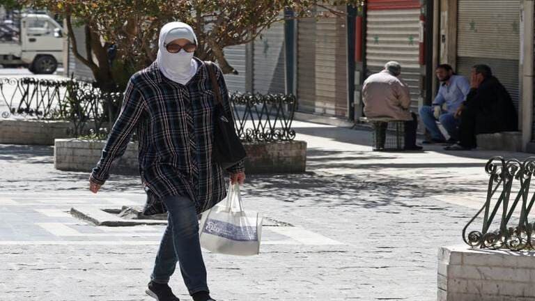 عودة ارتفاع إصابات كورونا في مناطق النظام والشمال السوري