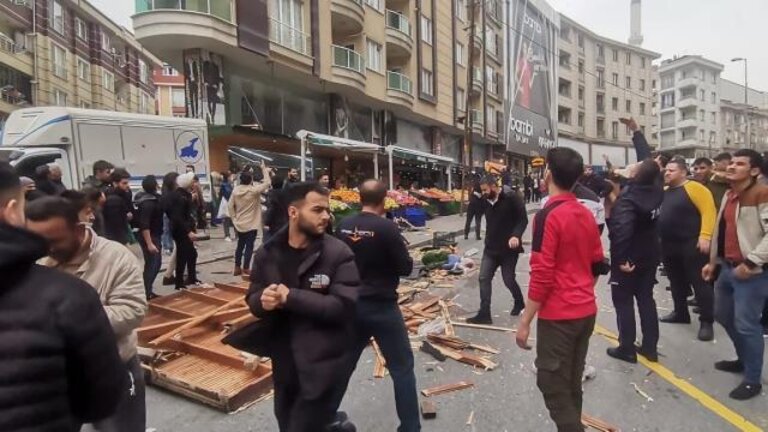 عواصف تركيا تخلف خسائر بشرية.. أهم النصائح لتفادي الأضرار (فيديو)