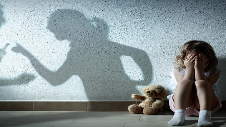 كيف نواجه العنف؟ وهل علينا خسارة معارك أمام أطفالنا؟