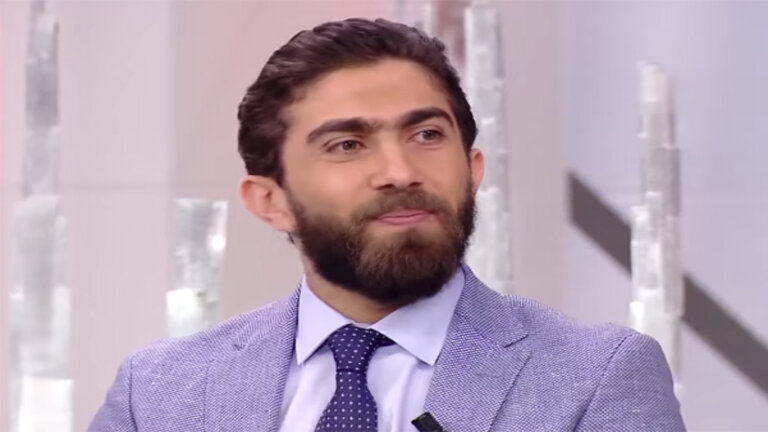 اعتذار مفاجئ عن مقابلة مع فراس الخطيب .. ما السبب؟