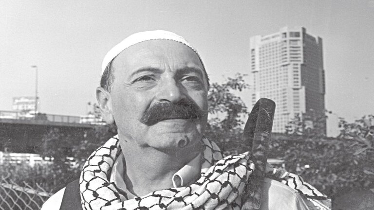 عارض أهله الفن وانتقد أداء الدراما.. أبو صياح يروي قصته