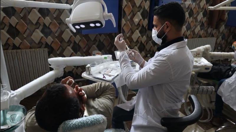 علاج الأسنان في إدلب.. لماذا يلجأ المرضى لغير المختصين؟