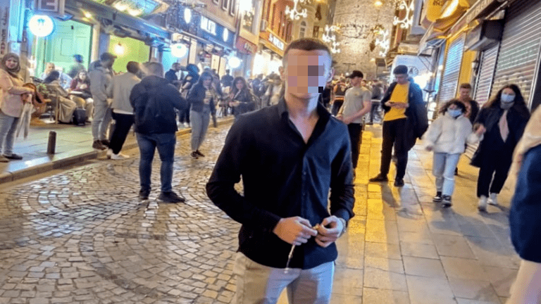 مقتل شاب سوري في إسطنبول .. ماذا حدث؟
