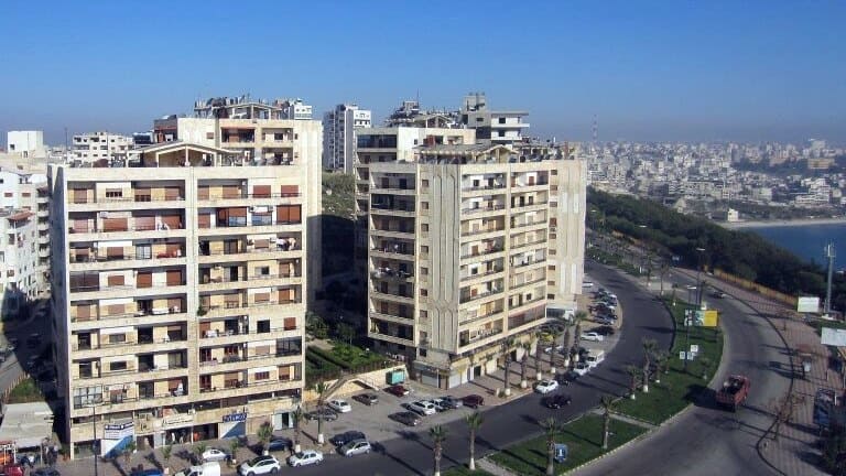 العثور على جثة سيدة قُتلت بطريقة وحشية في اللاذقية 