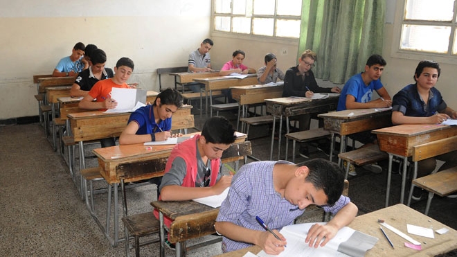 هل الأولوية في سوريا للشهادة الجامعية أم لتعلم صنعة؟
