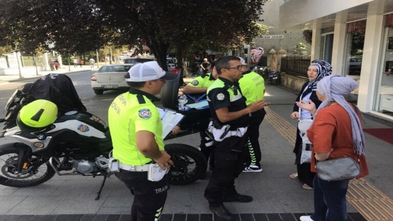 تركيا .. مخالفات مرورية غير متوقعة على المشاة تجنبها 