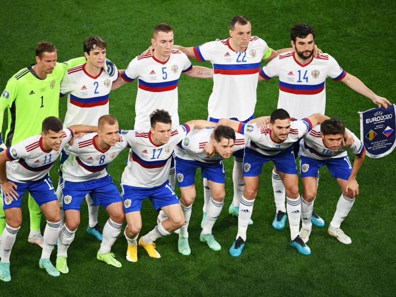 استعدادات روسية للانسحاب من أوروبا والانضمام إلى آسيا بكرة القدم