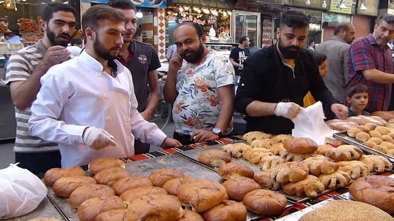 سوريا: موعد رمضان والإمساك وصدقة الفطر