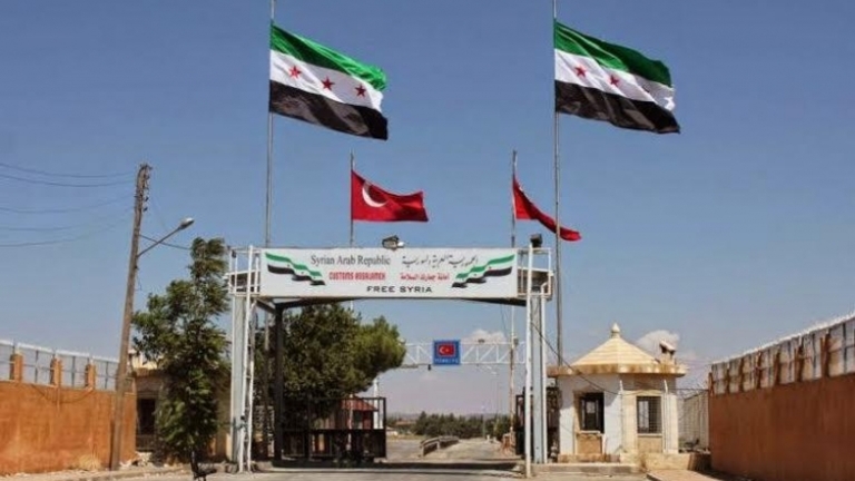 معبر باب السلامة: ترحيل 1600 سوري قسراً من تركيا خلال تموز