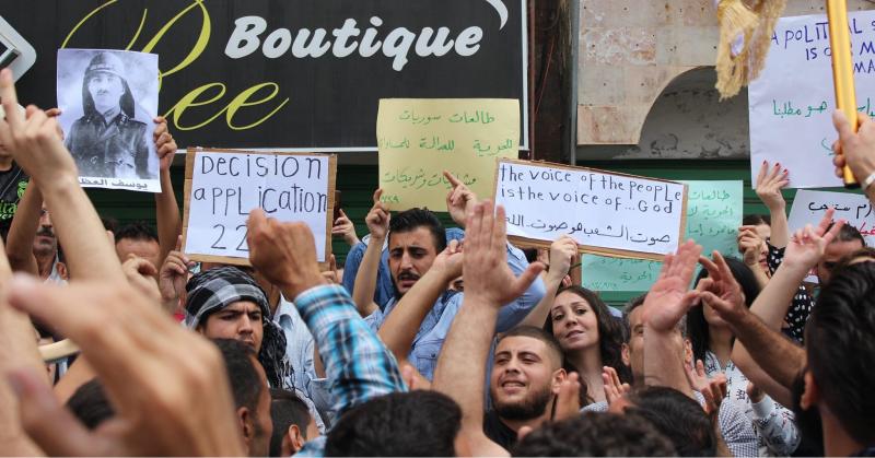 هل أضاع الأسد فرصة تحسين الواقع الاقتصادي السوري؟