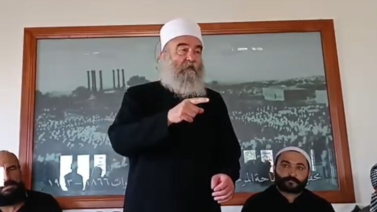 حكمت الهجري: إيران محتلة والأمن السوري يريد مواجهة الابن لأهله