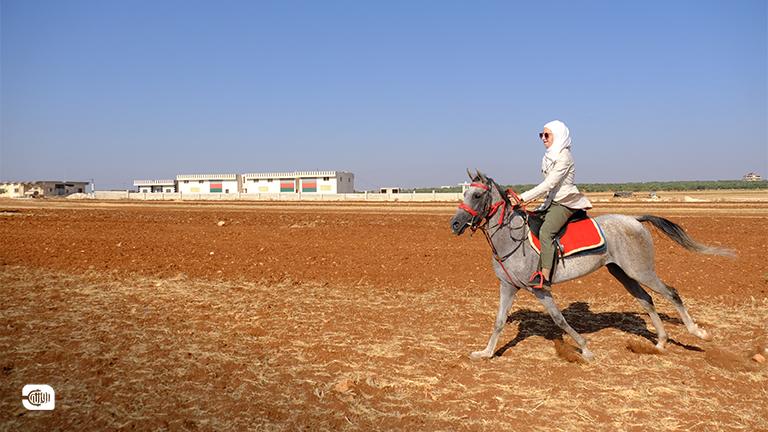 الفارسة الصغيرة تيما من مدينة إدلب