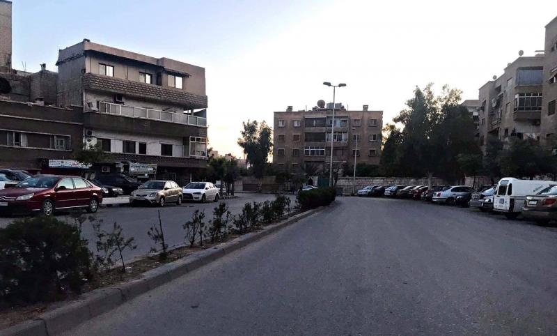 تقرير: الأجهزة الأمنية بدمشق تعتقل سيدتين وطفلين كرهائن.. ما القصة؟
