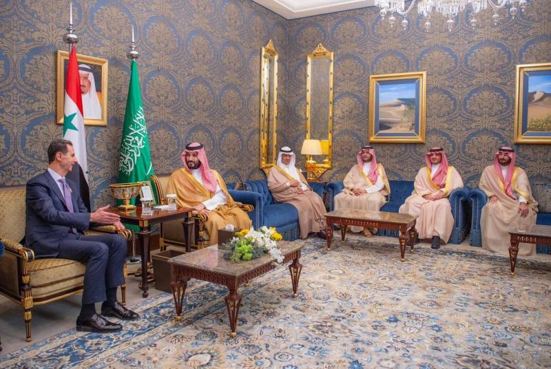 بشار الأسد في قمة البحرين.. لقاء مع بن سلمان وصورة إلى جانب تميم