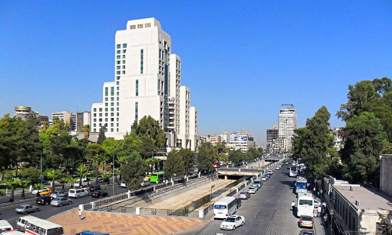 السفارة السعودية بدمشق تباشر أعمالها من فندق 