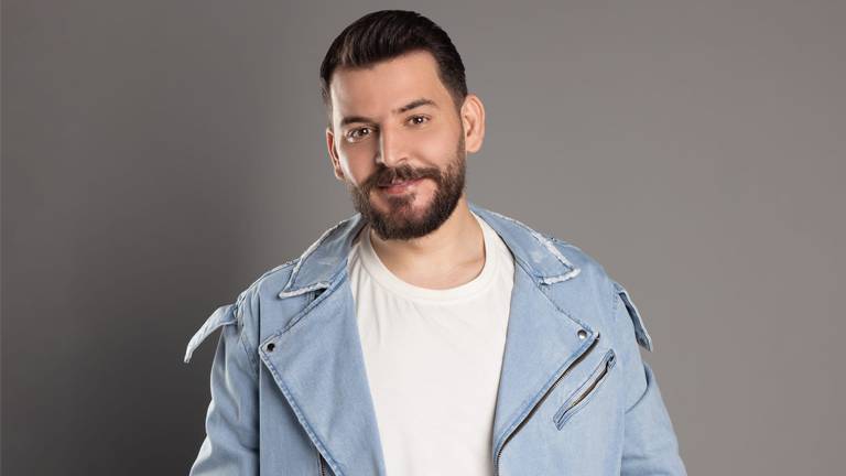 حسام جنيد يعلن نيته الاعتزال بسبب 