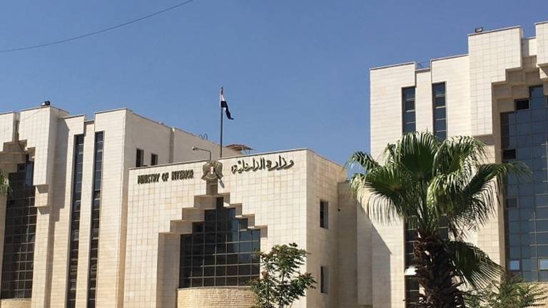 لخلافات مادية أب ينهي حياة ابنه في الكسوة.. وتفاصيل مقتل امرأة بدير الزور
