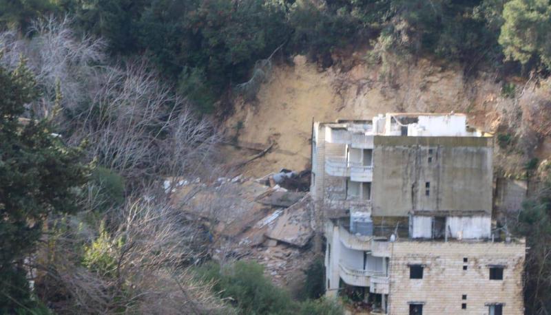 بيروت: ضحايا سوريون بانهيار مبنى في منطقة الشويفات
