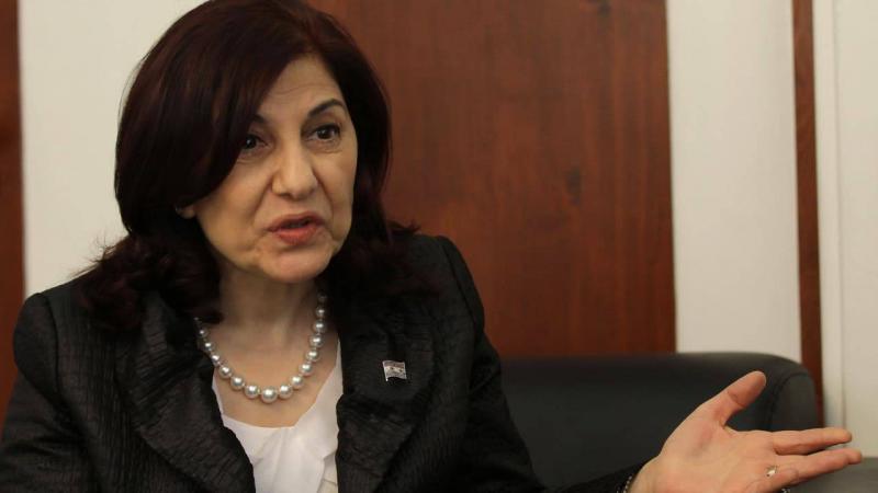 بثينة شعبان: لن نجلس على الطاولة حتى يقر الأتراك بمبدأ الانسحاب