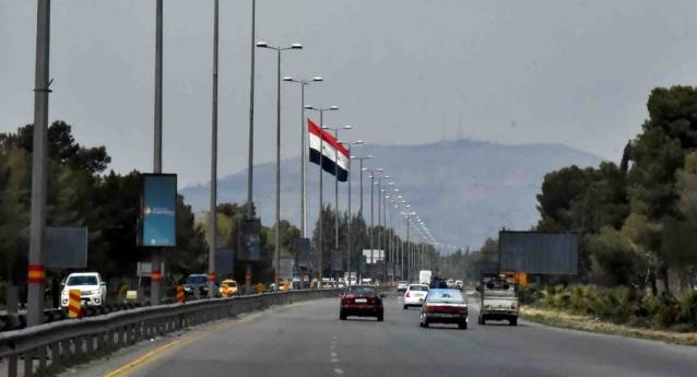إذاعة إسرائيلية: مقتل شخصية بارزة بقصف إسرائيلي على دمشق