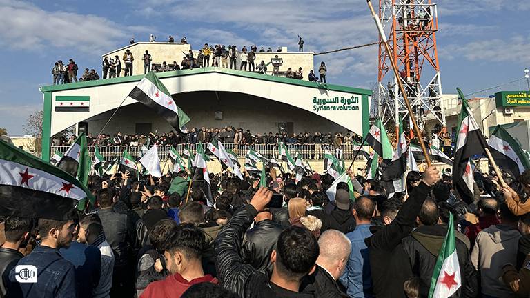 صور احتفالات أول جمعة بعد سقوط النظام في دمشق وإدلب
