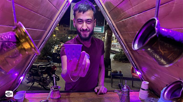 قهوة على الرمل في إدلب