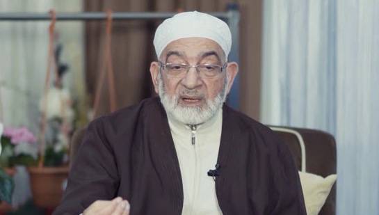 أُبعد عن سوريا مرتين.. وفاة الشيخ سارية الرفاعي في اسطنبول