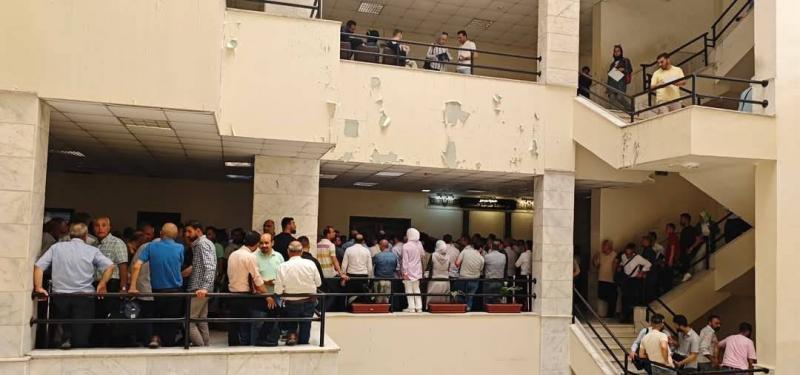 القصر العدلي في حلب: اعتصام بعد اعتداء أمني على قاض وضربه.. ما القصة؟