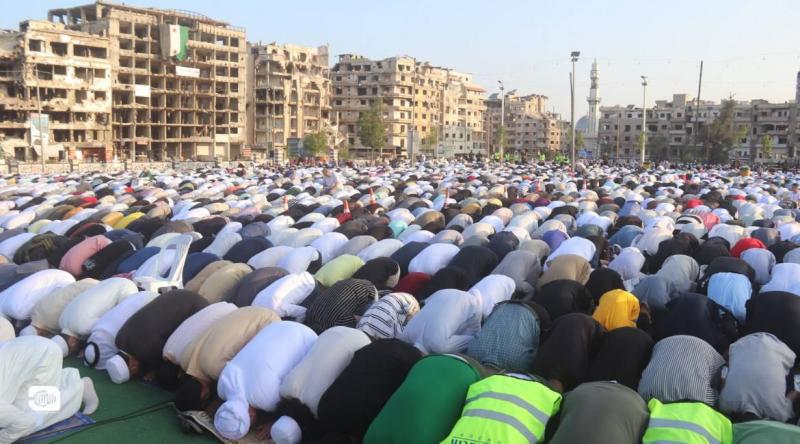 عيد الأضحى في سوريا.. إليك أجواء الصلاة وفرحة الأطفال وزيارة المقابر