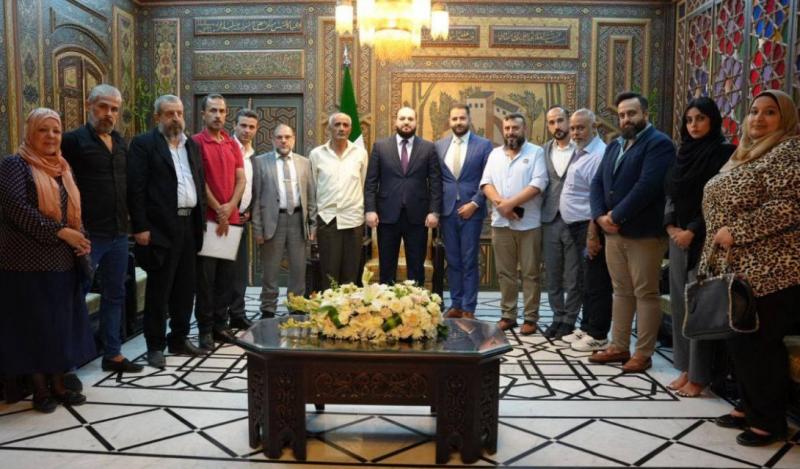 محافظ دمشق بعد لقاء وفد من السومرية: ملتزمون بحل عادل دون تهجير قسري