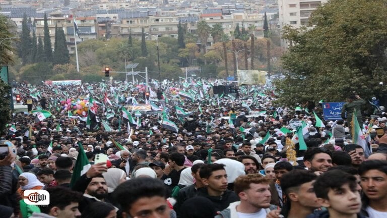 ذكرى سقوط الأسد الأولى في سوريا.. إليك أبرز أحداث 