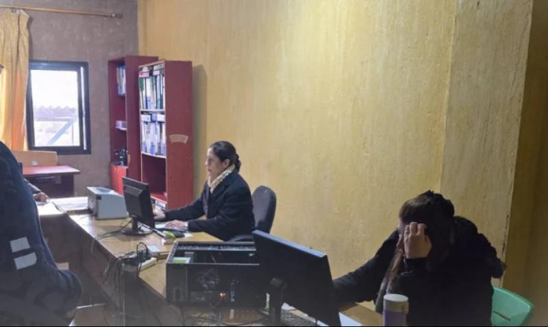Women in Latakia Reject Official Directive Banning Makeup at Work
