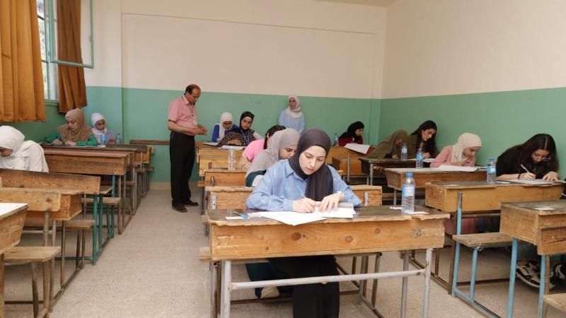 ما السبب الرئيسي للضغط النفسي على طلاب الشهادات في سوريا؟